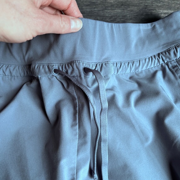 Athleta Attitude Pants Purple Lilac Drawstring 384001 Sz 6 - Picture 4 of 13